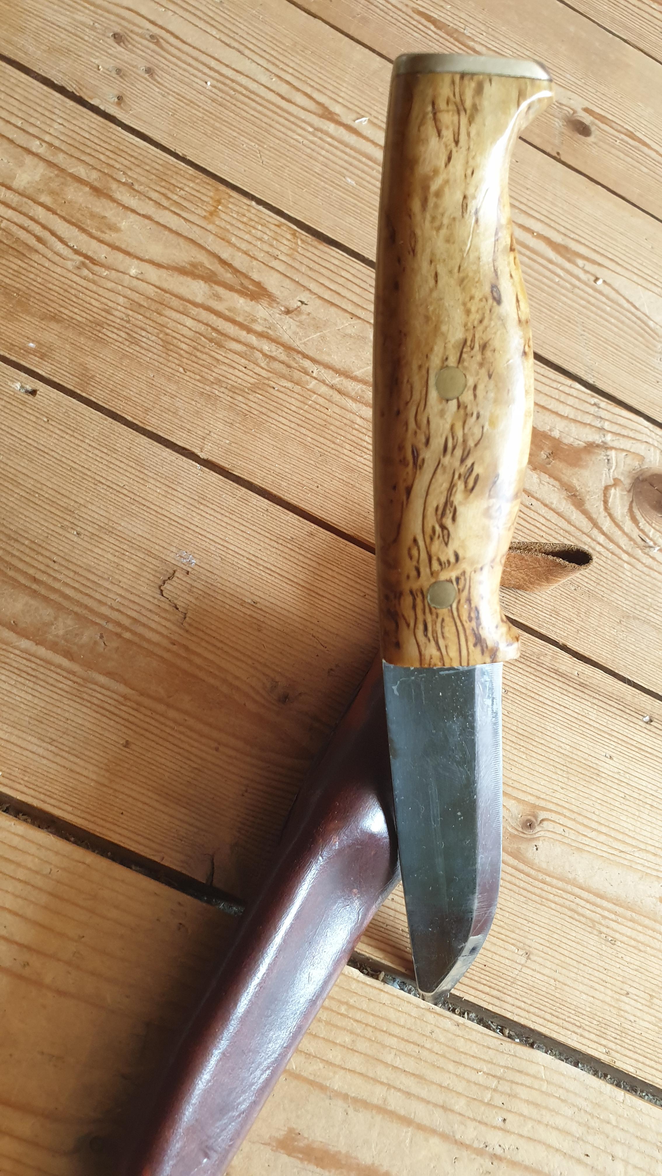 #Helle#Temagami #vildmarkskniv #bushcraft #överlevnad #masur #knivslöjd